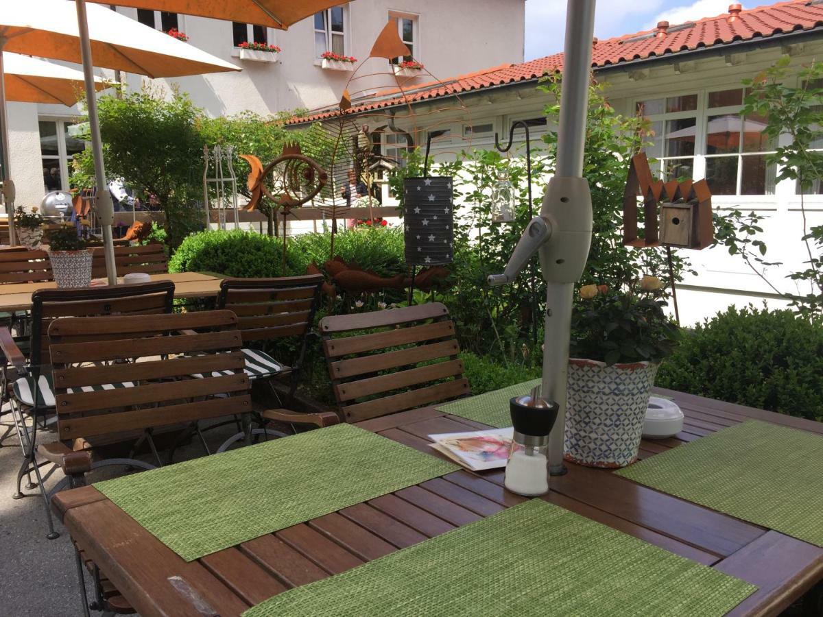 Apartment Haus Honigstal Cafe Wuppertal